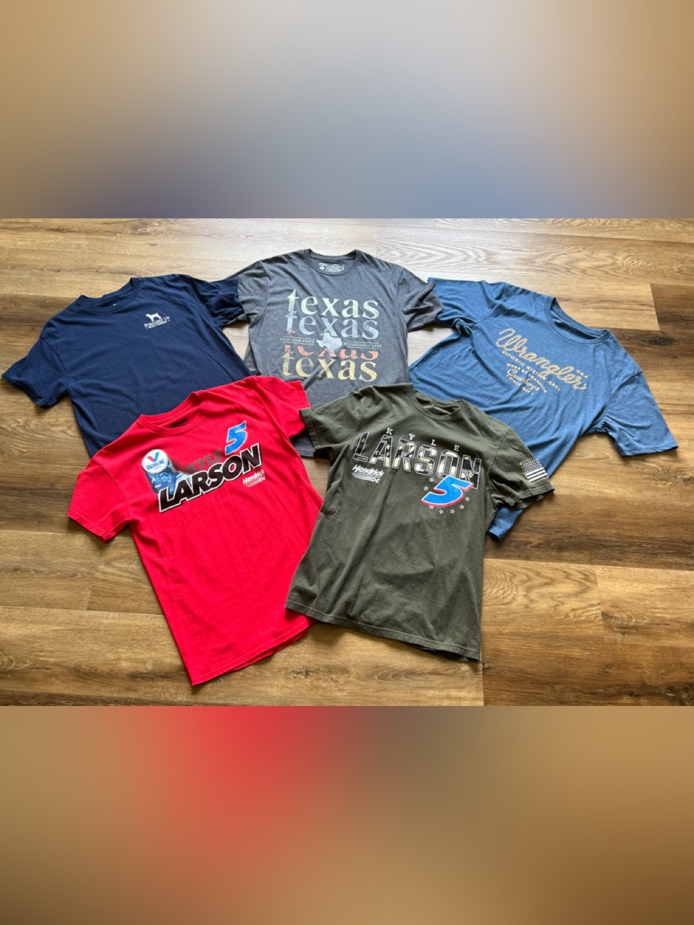 T-Shirt Bundle Size M Lot 5 Kyle Larson NASCAR Wrangler Straight Up Southern